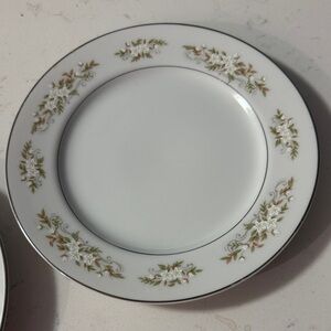 International Silver Co. 326 Springtime fine china plate - small plate (2)